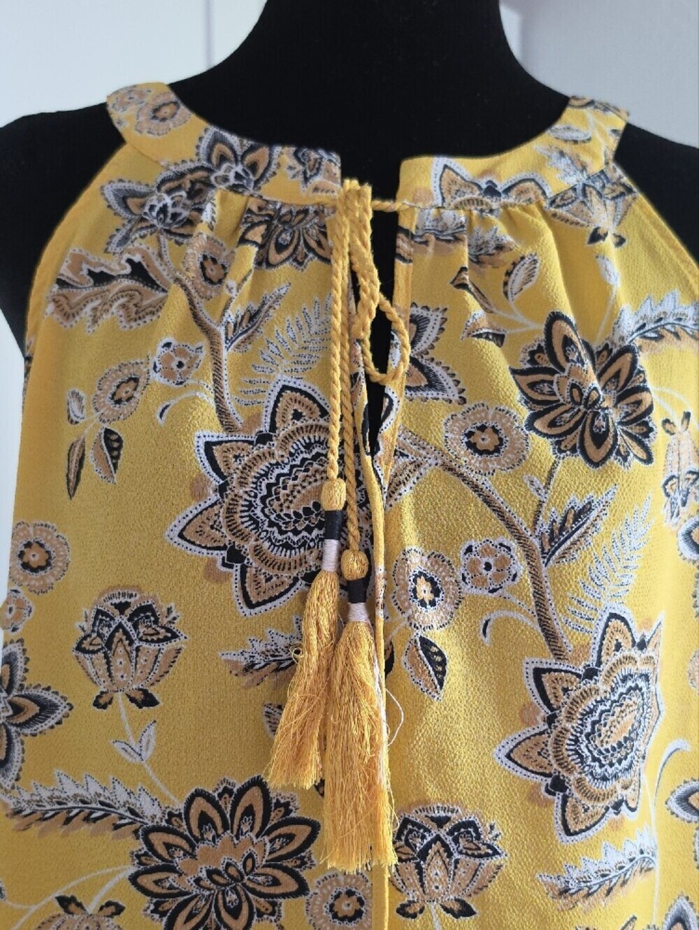 Rose & Olive Yellow Paisley Print Halter Top - Picture 5 of 7